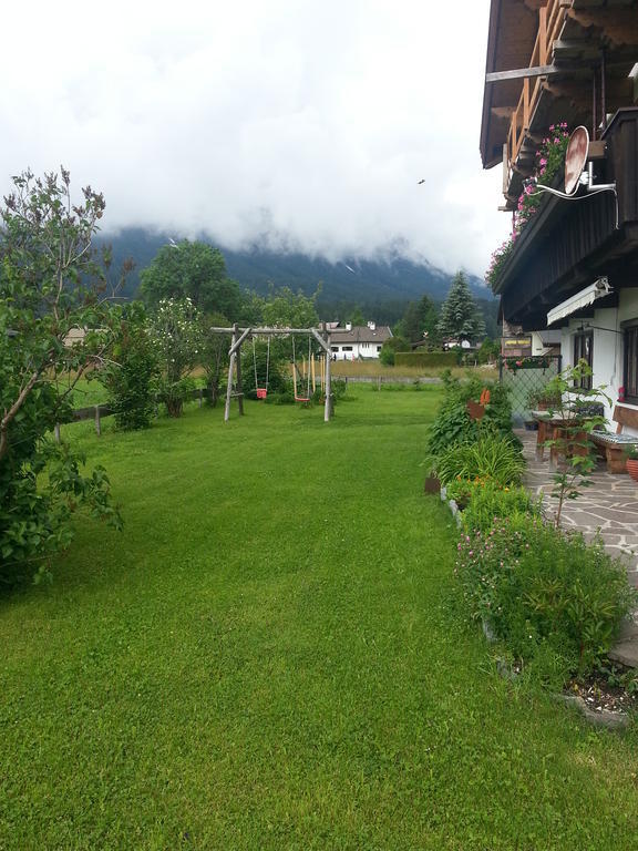 Bed and Breakfast Haus Karwendelblick Leutasch Exteriér fotografie