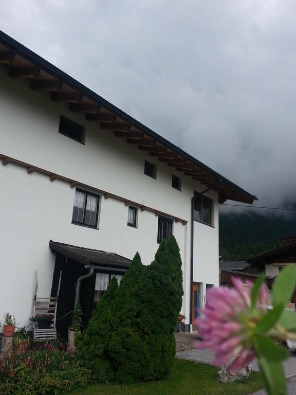 Bed and Breakfast Haus Karwendelblick Leutasch Exteriér fotografie